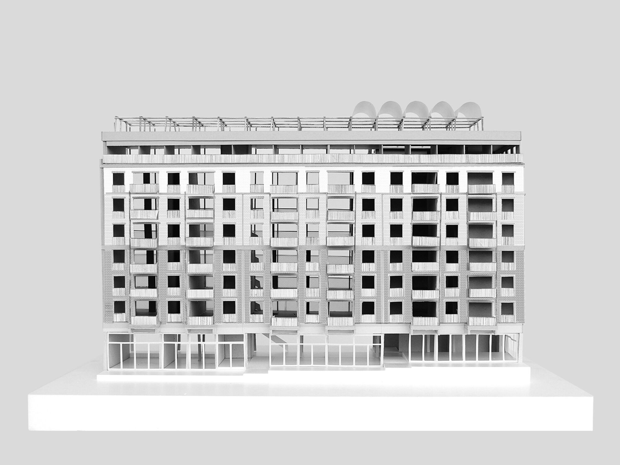 1 330 Wohnhaus Volta Nord Modellfoto Präsentation 2